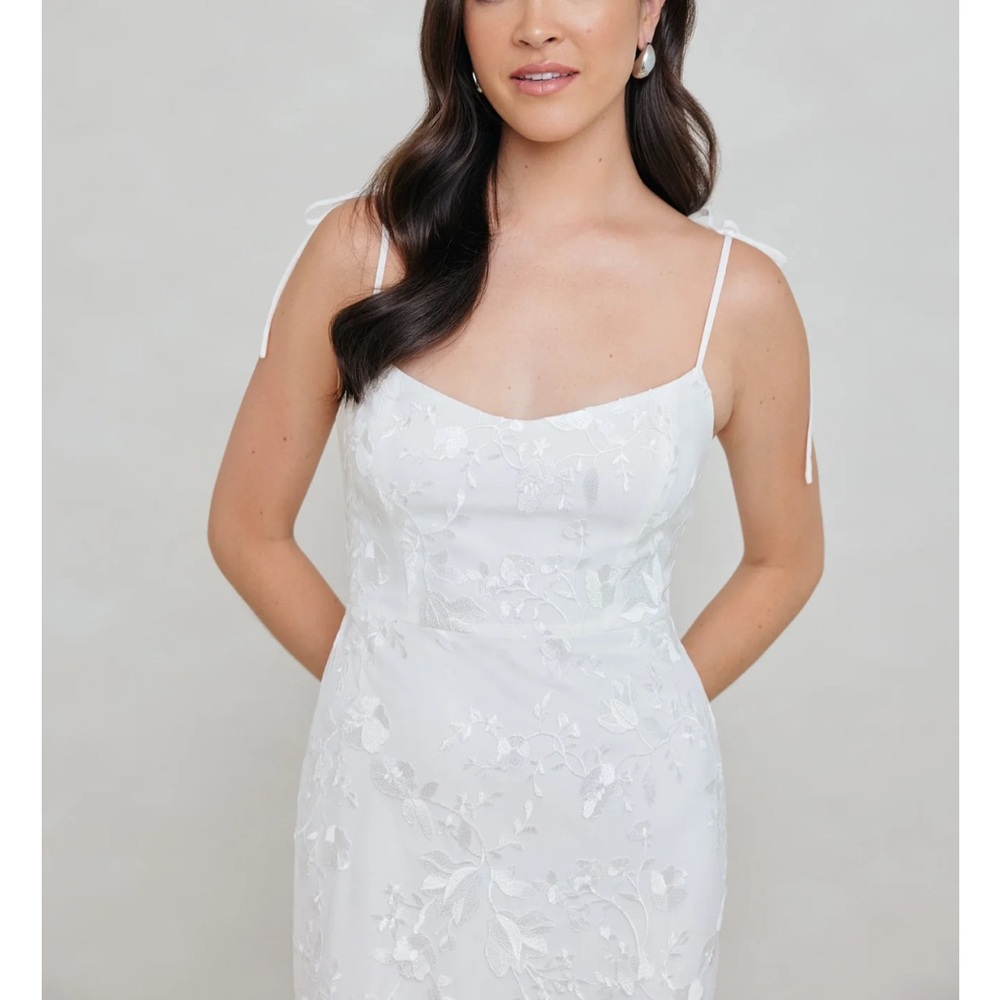 Park & Fifth White Floral Dress